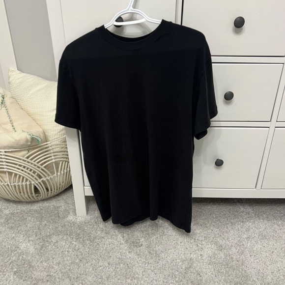 SKIMS Boyfriend T Shirt - Picture 2 of 3